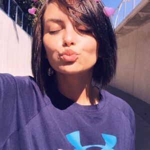 Meet your Posher, Cameron